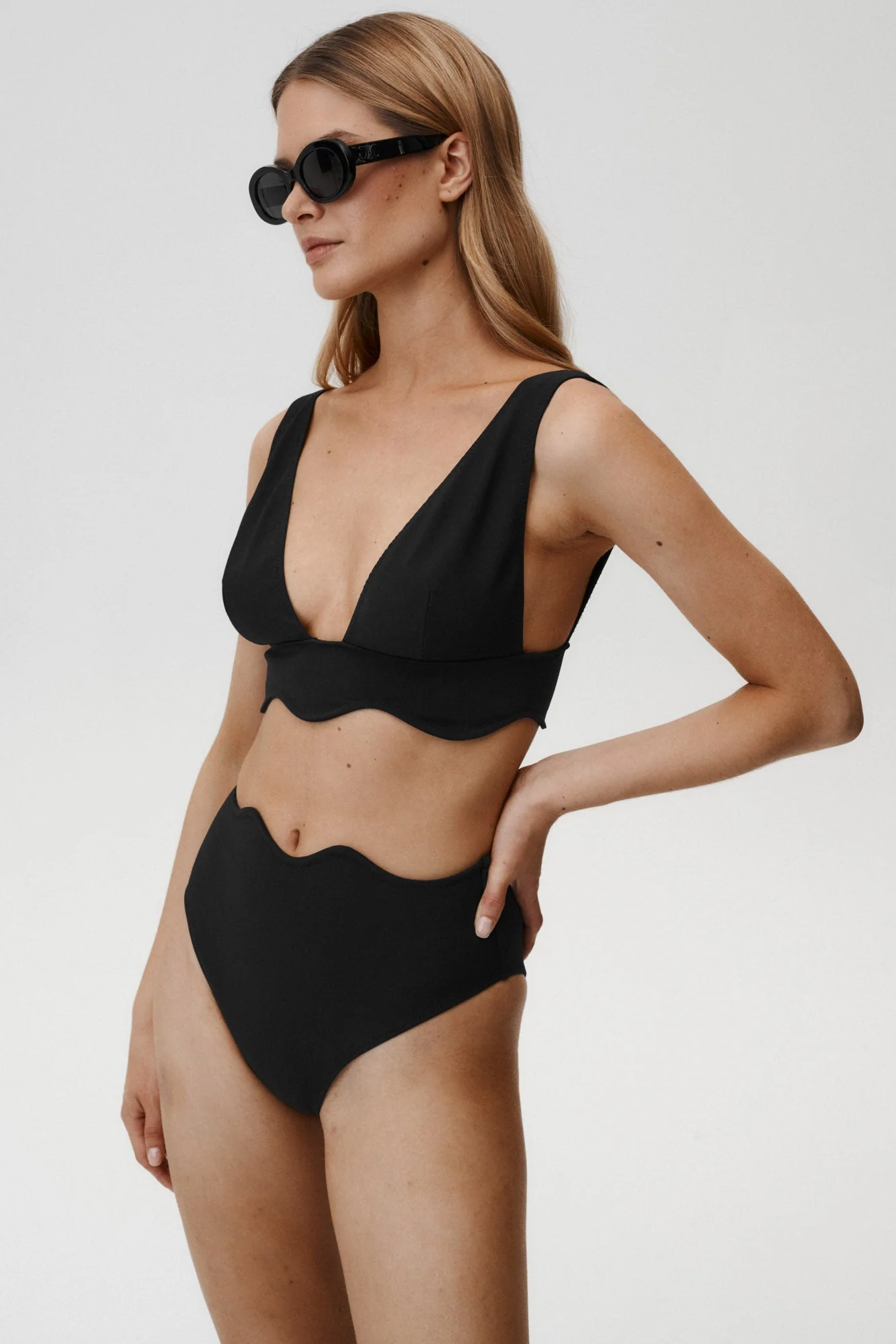 Góra od bikini Bardot Czarna - Image 5