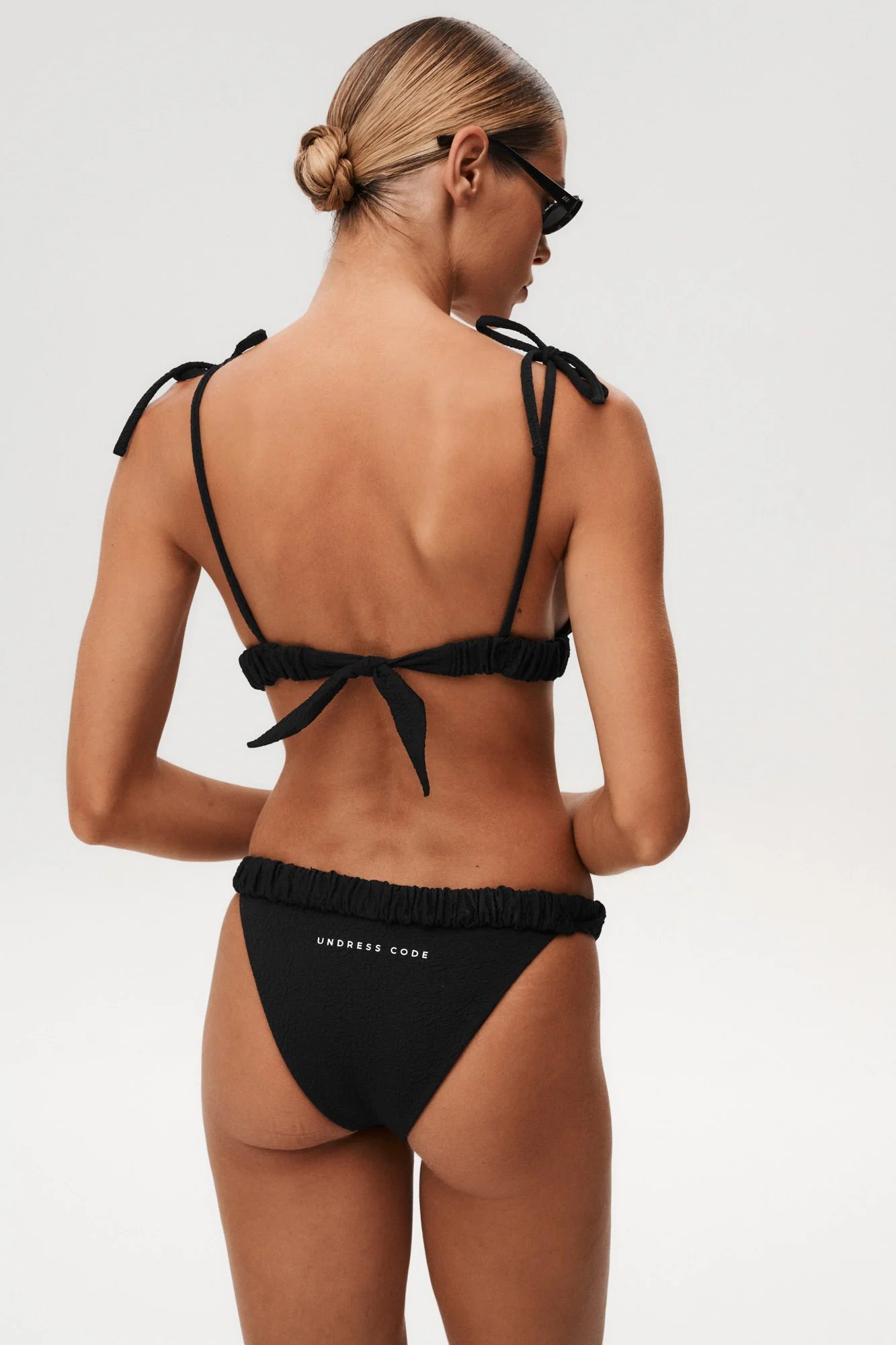 Góra od bikini Before Sunrise Czarna - Image 5